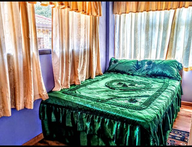 5 BEDROOM HOUSE FOR SALE IN SHALLCROSS